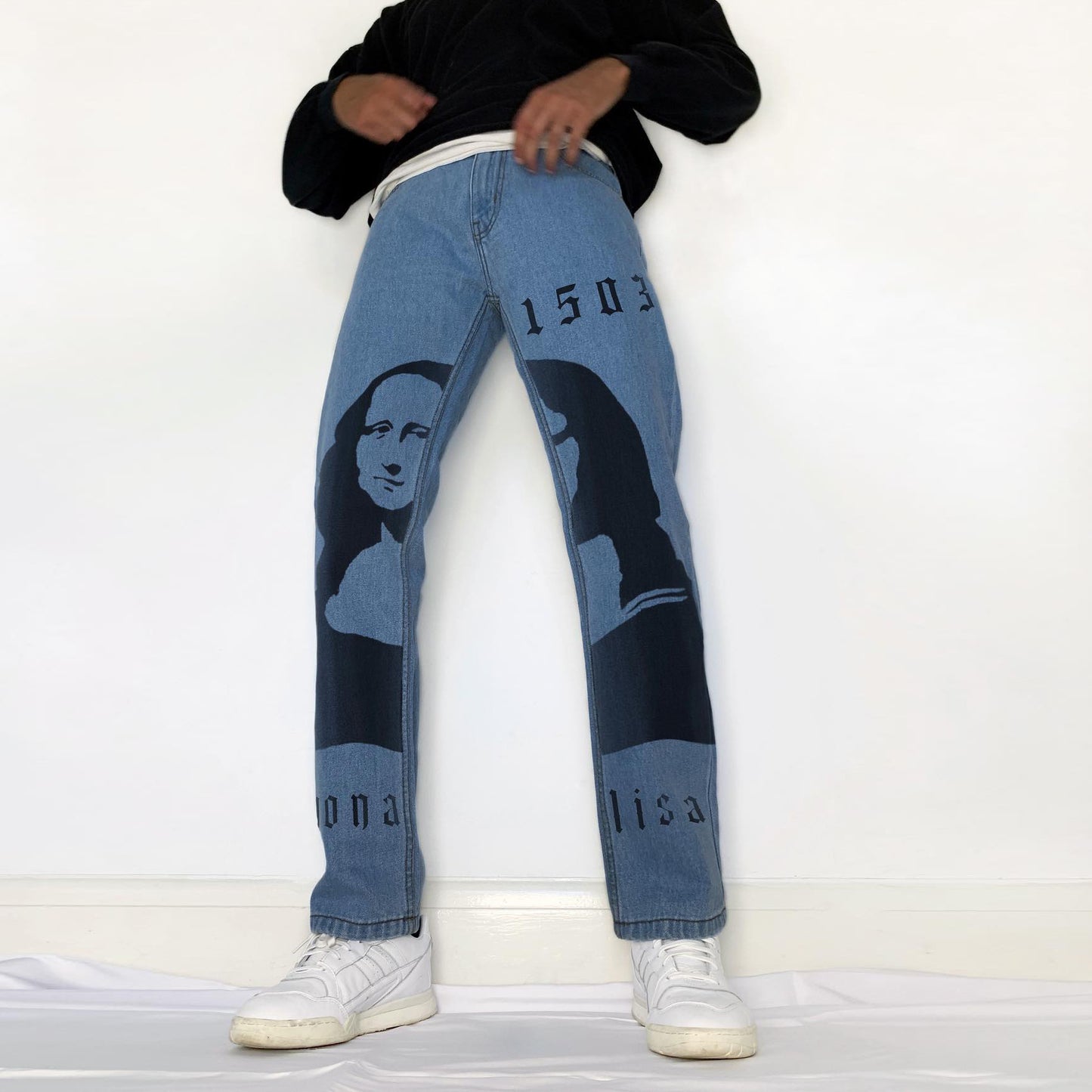 Stylish Retro Print Loose Jeans