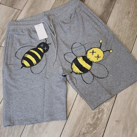 Personality college style bee casual sports shorts