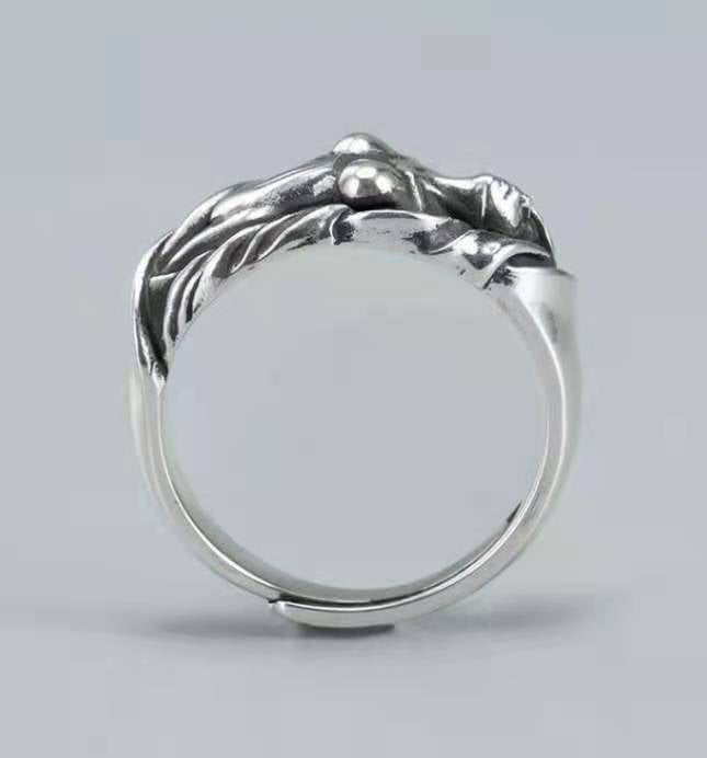 Creative exaggerated art ring human body open ring