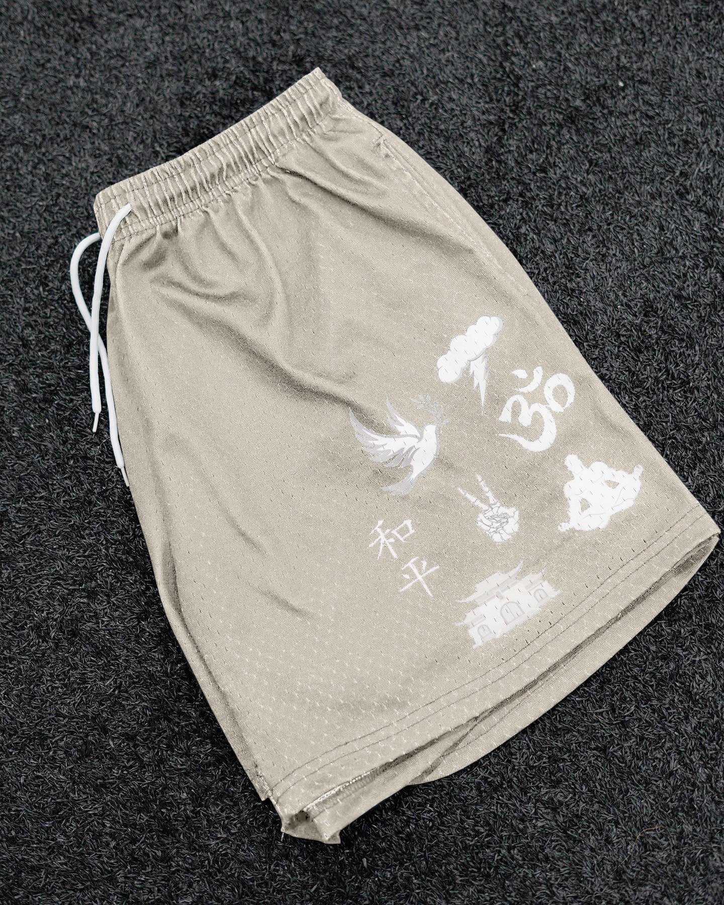 Casual Fashion and Peace Print Stretch Shorts